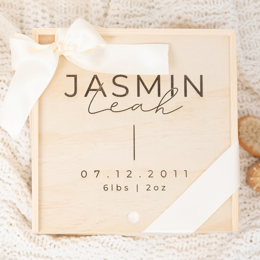Personalized Baby Annoucement Wooden Memory Box